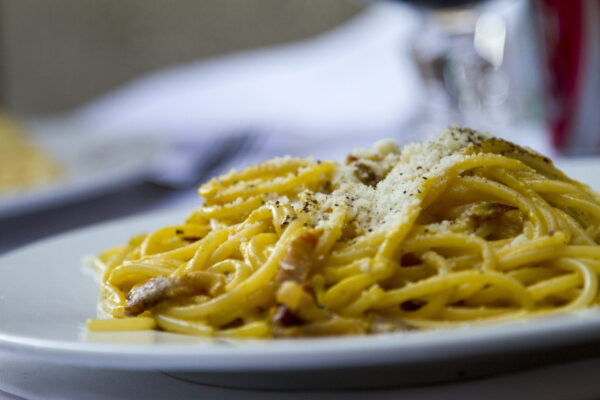 Macarrão a carbonara